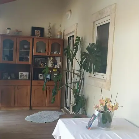 בית נופש House With Garden In Marinha Da Mendiga Casais do Chao da Mendiga