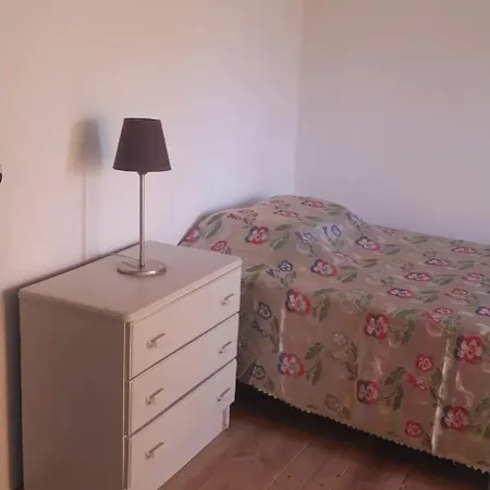 House With Garden In Marinha Da Mendiga Дом отдыха Casais do Chao da Mendiga