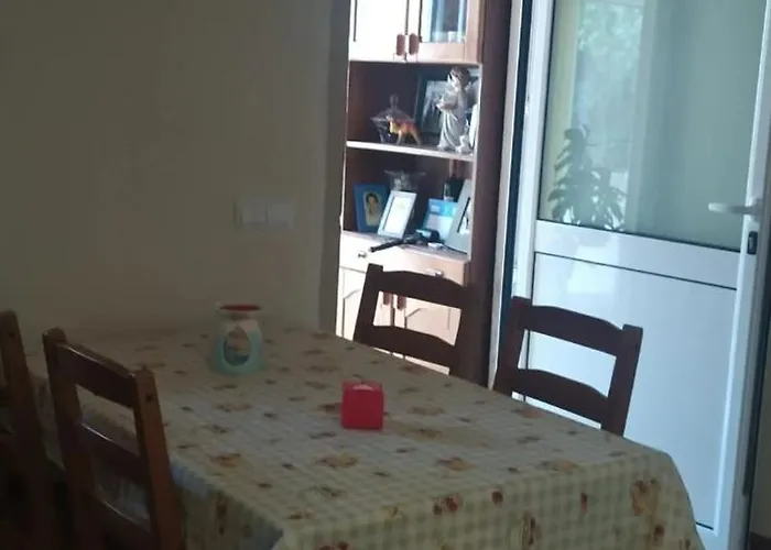 House With Garden In Marinha Da Mendiga Casa vacanze *